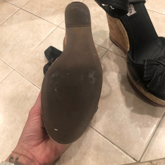 Steve Madden Bow wedge - Picture 7 of 7